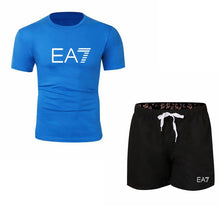 Load image into Gallery viewer, 2019 Train Graphic Series Print Fashion For Men New EA7 white Short Sleeve Men Tracksuits Set Male T-shirt fashion Clothing