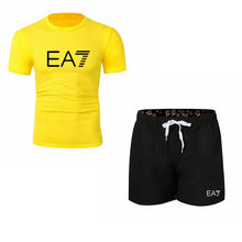 Load image into Gallery viewer, 2019 Train Graphic Series Print Fashion For Men New EA7 white Short Sleeve Men Tracksuits Set Male T-shirt fashion Clothing
